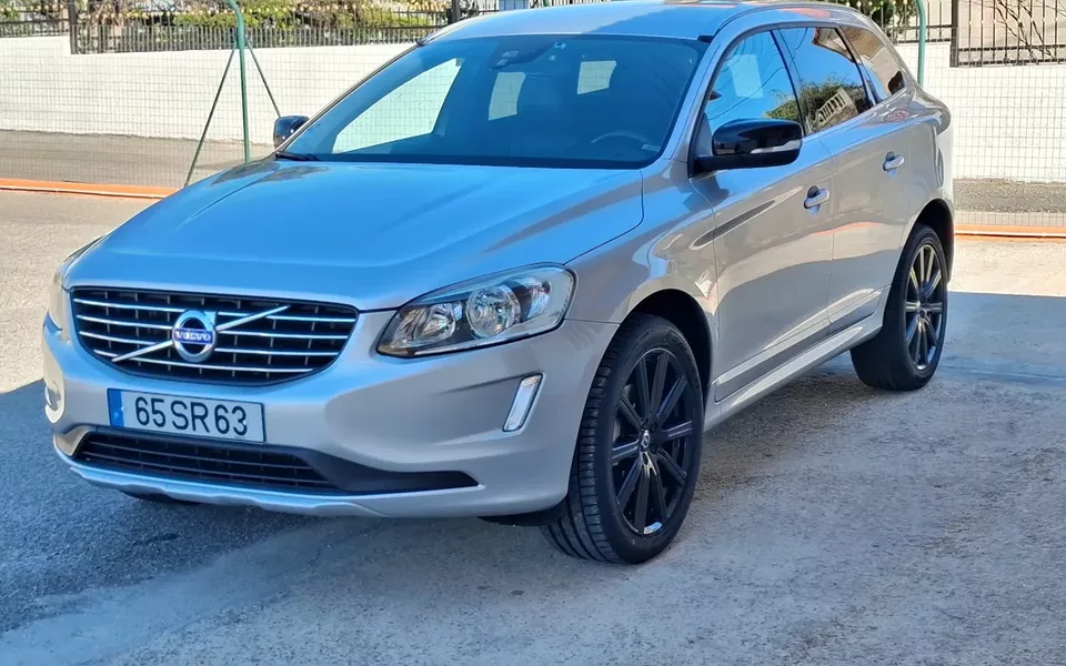 Volvo XC 60 2.0 D4 Momentum Plus Geartronic