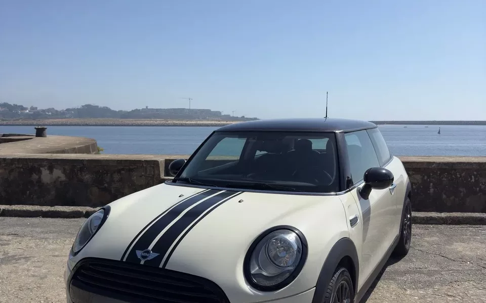 MINI 3 Portas