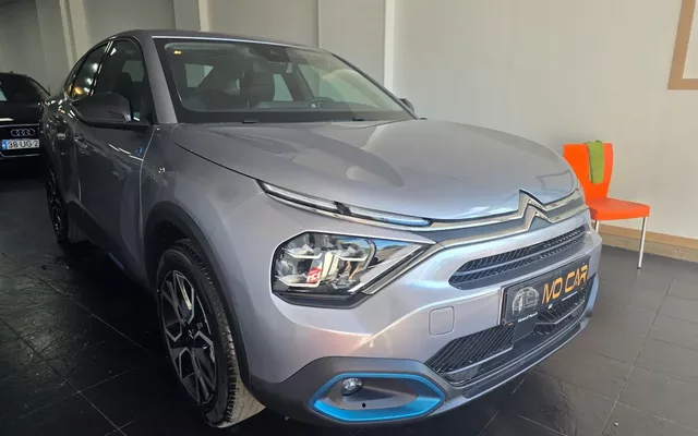 Citroën e-C4 X Shine