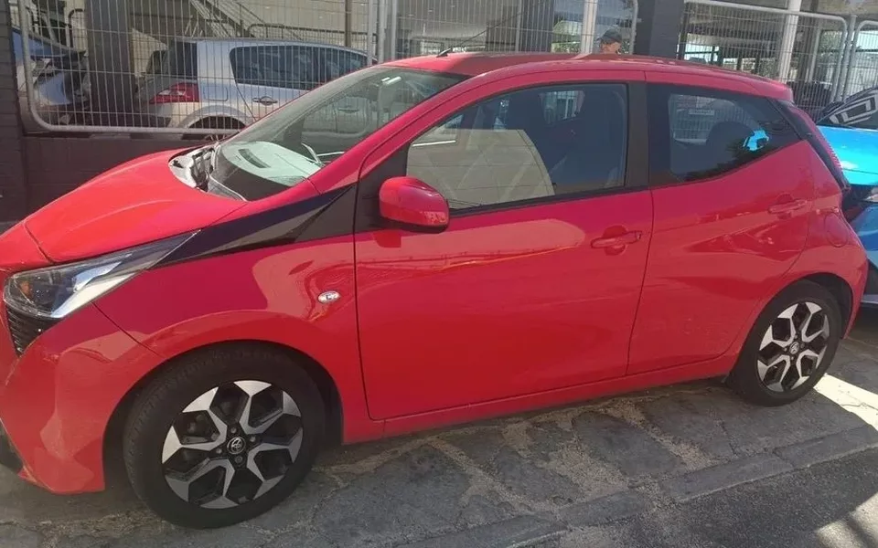 TOYOTA Aygo Toyota 1.0 70 x-play