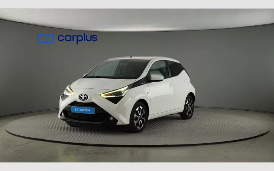 TOYOTA Aygo Aygo 70 x-play - 10990€ en Sevilla