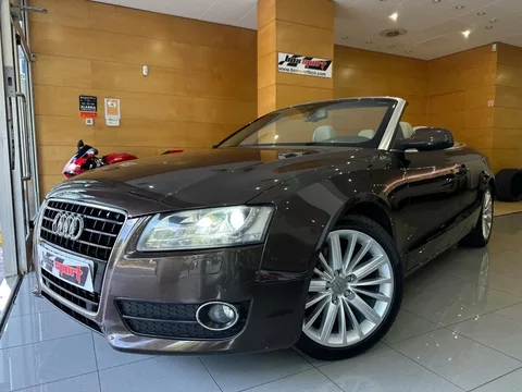 AUDI A5 A5 Cabrio 3.0TDI quattro S-Tronic 245