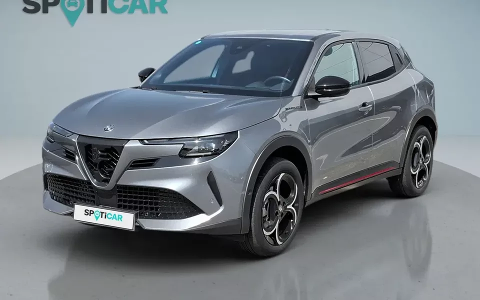 Alfa Romeo Junior 1.2 Speciale eDCT6