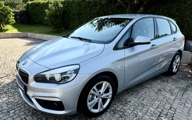 BMW 218 Active Tourer d Line Sport