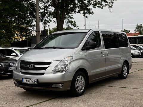 Hyundai H-1 II