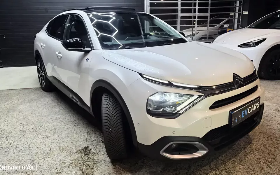 Citroën e-C4 X Shine