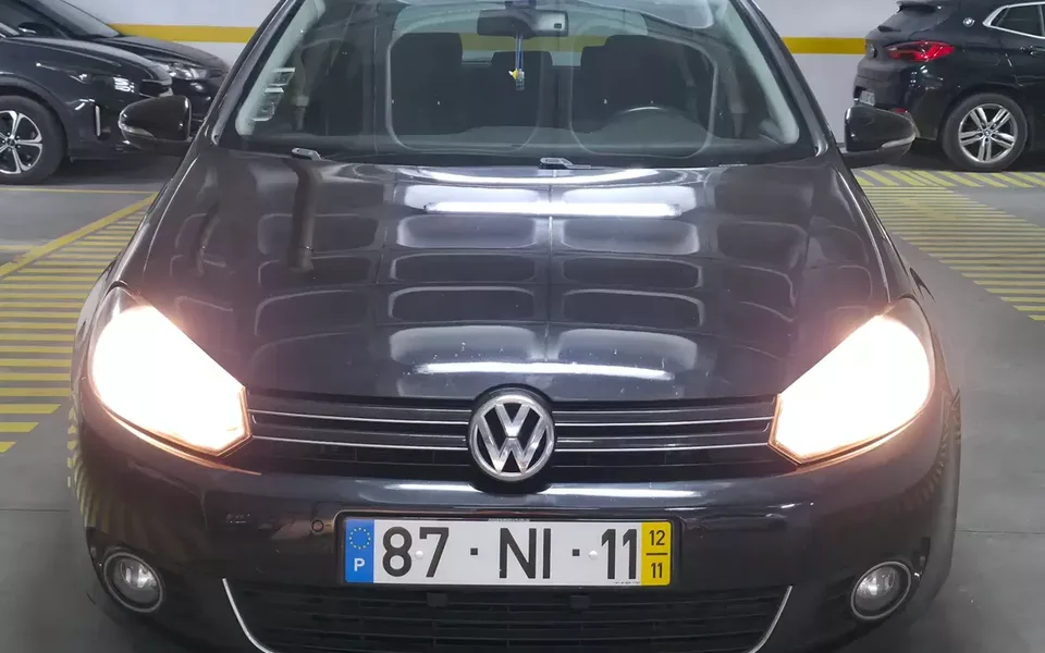 VW Golf 1.6 TDi Highline DSG