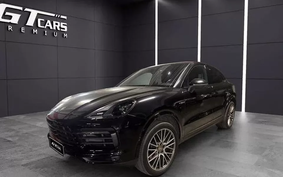 PORSCHE Cayenne COUPE E - HYBRID