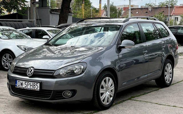 Volkswagen Golf VI