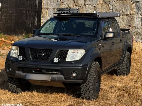 Nissan Pick Up 2.5 TD CD P.E. CM