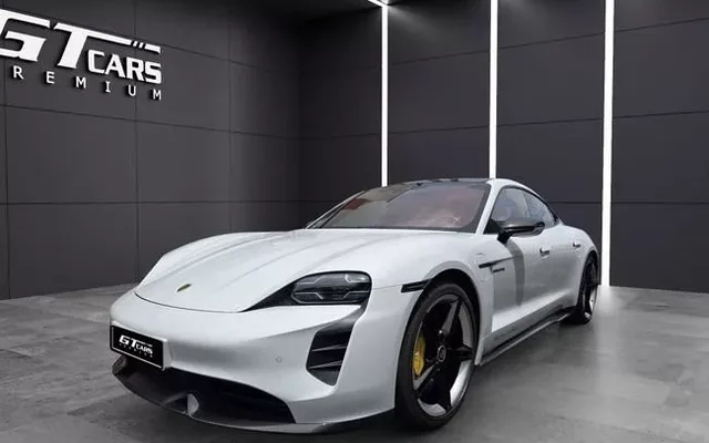 PORSCHE Taycan Taycan Turbo S
