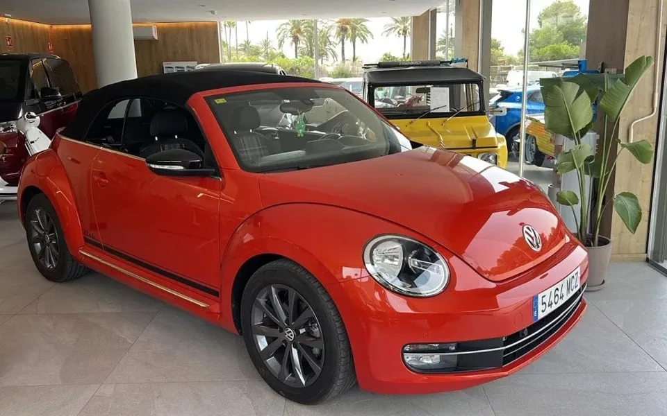 VOLKSWAGEN Beetle VOLKSWAGEN Beetle Descapotable Manual de 3 Puertas - 25200€ en Moraira