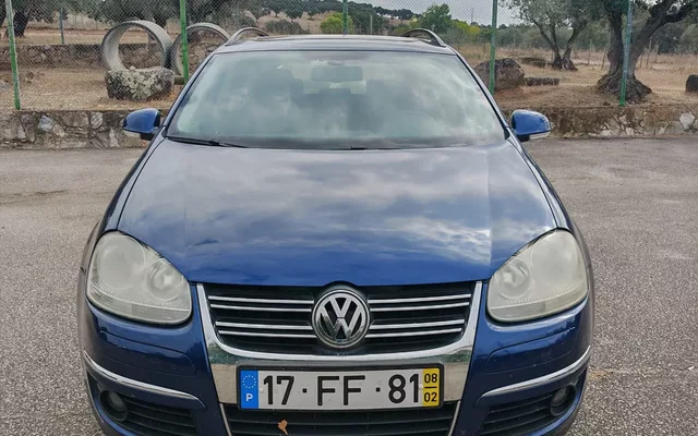 VW Golf Variant 1.9 TDi DPF Tren Pack