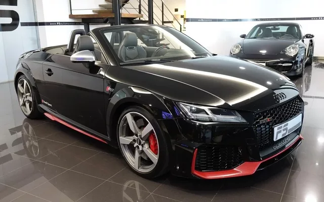 AUDI TT TT RS Roadster 2.5 TFSI quattro S tronic