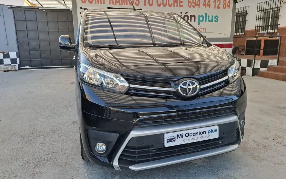 TOYOTA Proace Verso Family Largo 2.0D 8pl. Advance 150