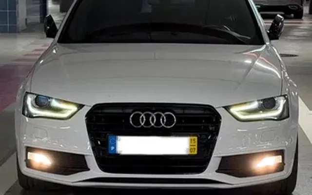 Audi A4 Avant 2.0 TDi S-line
