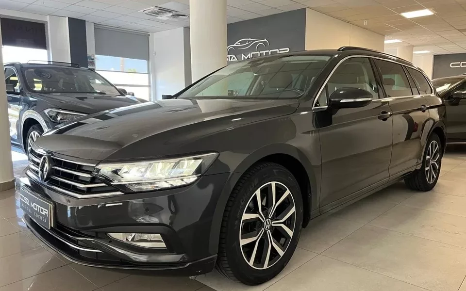 VOLKSWAGEN Passat Passat Variant 2.0TDI EVO Executive 90kW DSG7