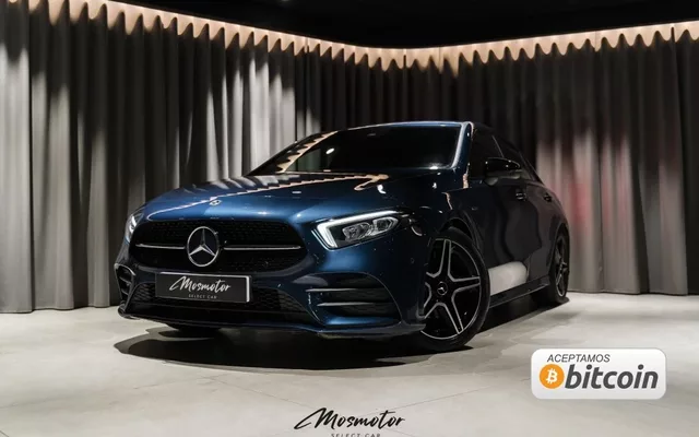 MERCEDES-BENZ Clase A A 200d Sedán 8G-DCT