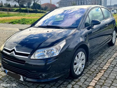 Citroën C4 1.6 HDi 110 by Loeb