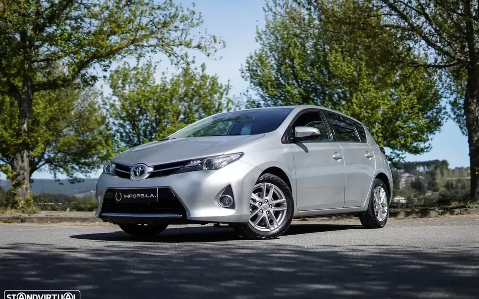 Toyota Auris 1.4 D-4D Exclusive+P.Sport
