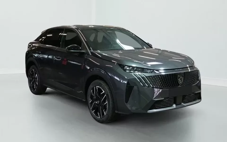 Peugeot 3008 Hybrid 136 e-DCS6 GT Zéro km immatriculé