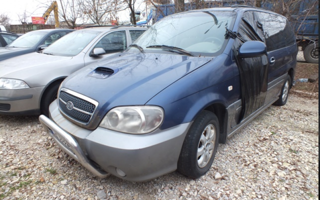 Kia CARNIVAL 2004