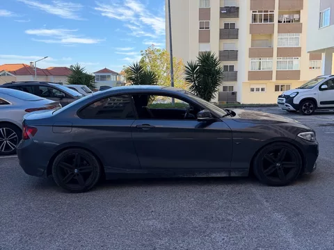 BMW 2000