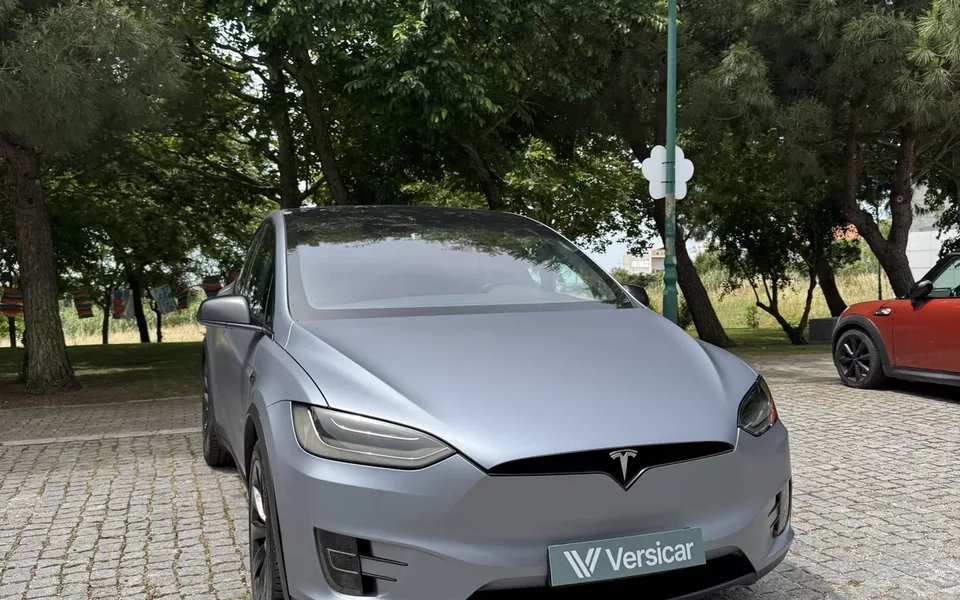 Tesla Model X P100D