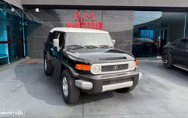 Toyota FJ Cruiser