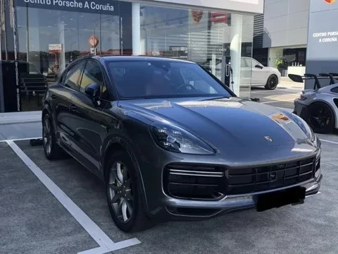 PORSCHE Cayenne Cayenne Turbo S E-Hybrid Coupé Aut.
