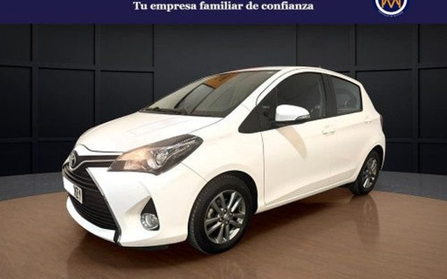 TOYOTA Yaris 90D Advance