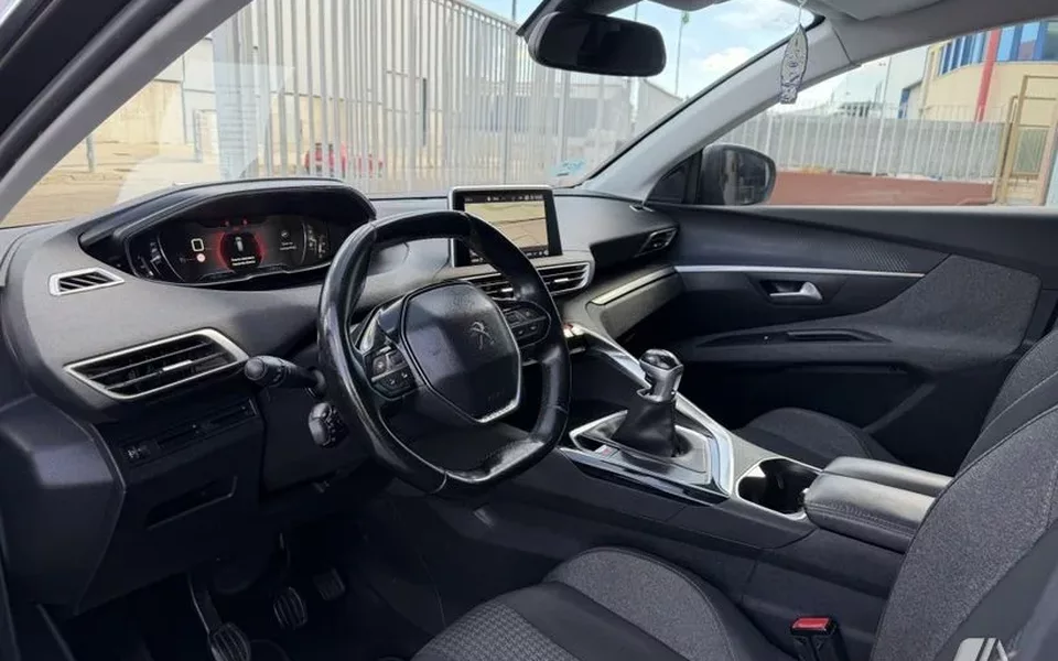 PEUGEOT 3008 SUV 3008 1.6BlueHDi Allure S&S 120