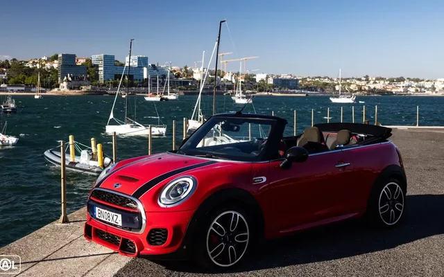 MINI Cabrio John Cooper Works