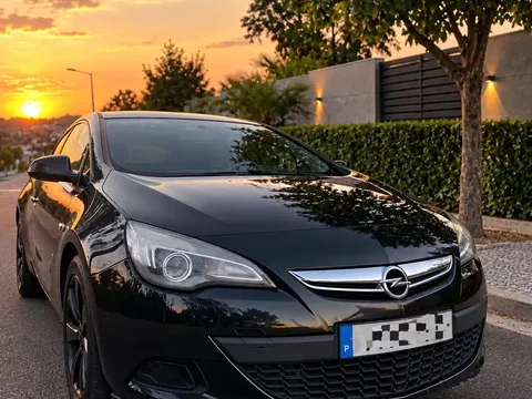 Opel Astra GTC