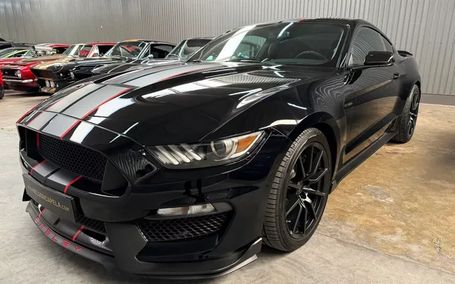 Ford Mustang Shelby GT350 5.2 V8”
