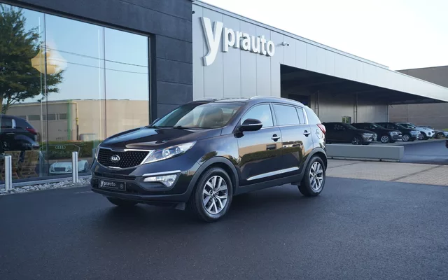 Kia Sportage 1.6i 2WD Camera Navigatie Leder Verwarmde zetels Bleutooth Klimaatregeling Cruise control Privacy 17″Alu