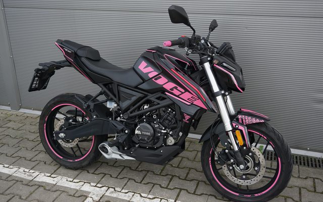 Voge R125 PINK