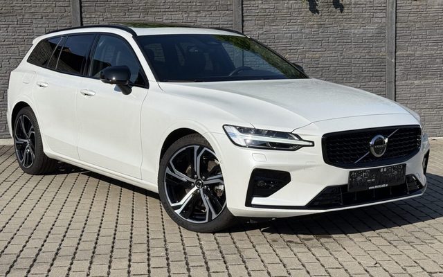 Volvo V60 B4 Plus Dark Automaat
