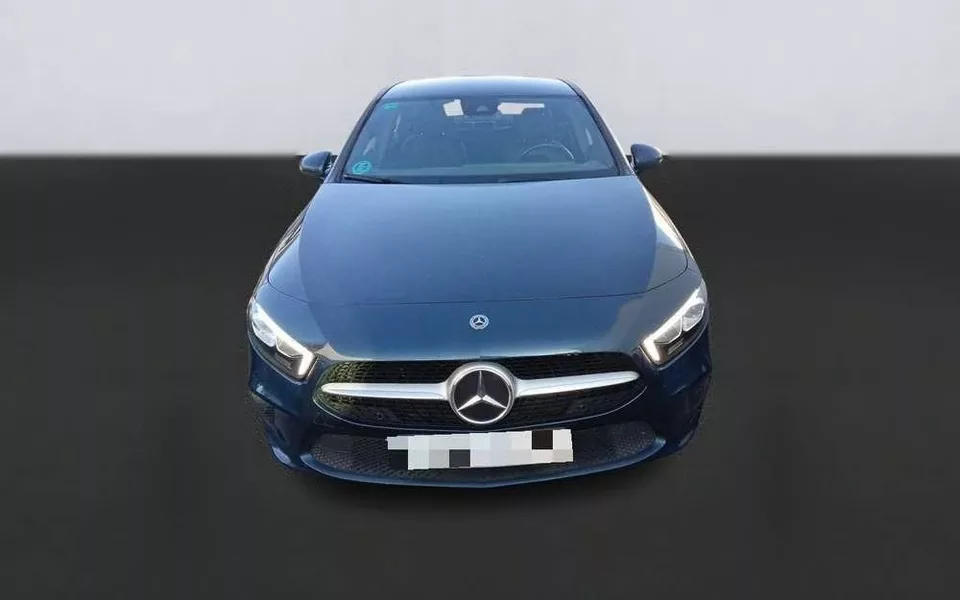 MERCEDES-BENZ Clase CLA Sedan A 180 d 4p.