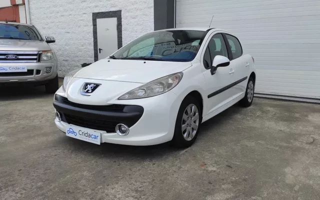 PEUGEOT 207 207 1.4HDI Confort
