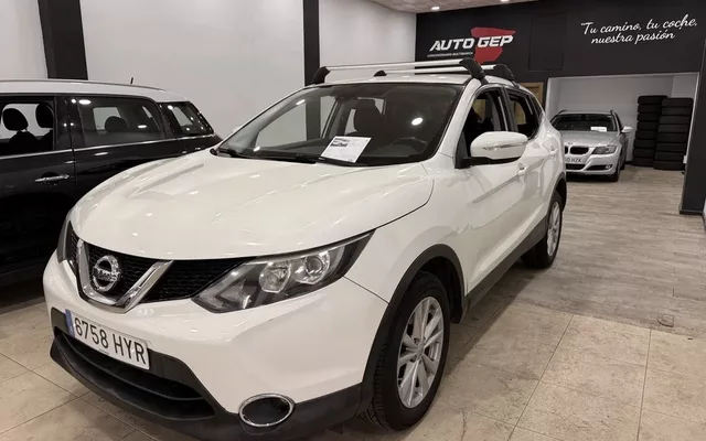 NISSAN Qashqai Qashqai 1.2 DIG-T Acenta 4x2