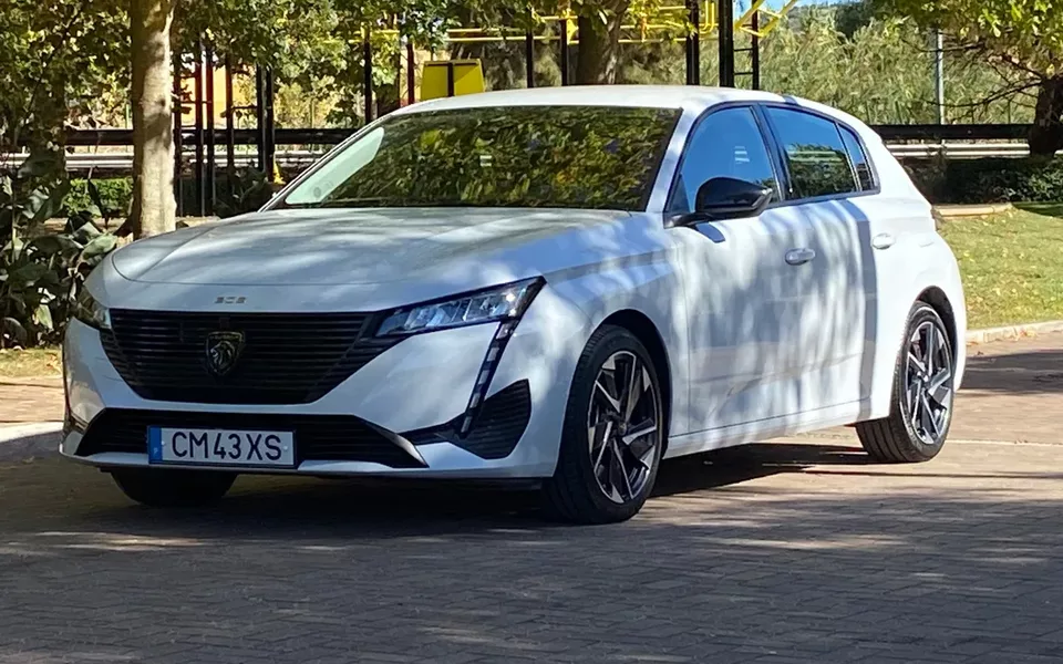 Peugeot 308 180 e-EAT8 Active Pack