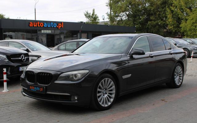 BMW SERIA 7 2009