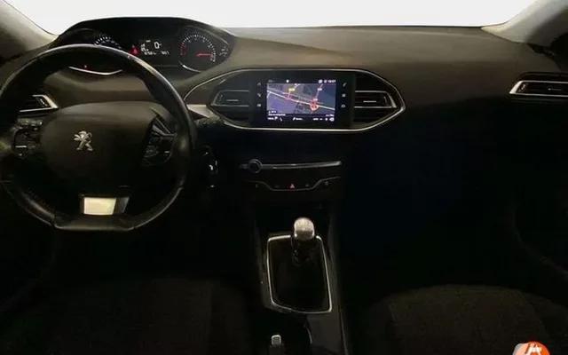 PEUGEOT 308 308 1.2 PureTech S&S Style 110