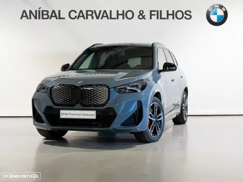 BMW iX1 eDrive20 Pack Desportivo M Pro