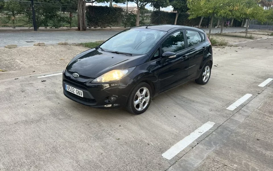 FORD Fiesta Fiesta 1.40TDCi Trend - 3300€ en Valencia