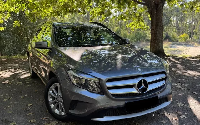 Mercedes-Benz GLA 180 (CDI) d 7G-DCT Urban