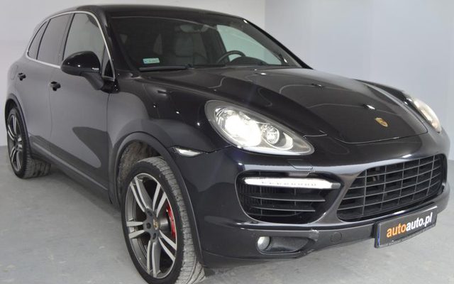 Porsche CAYENNE TURBO 2010