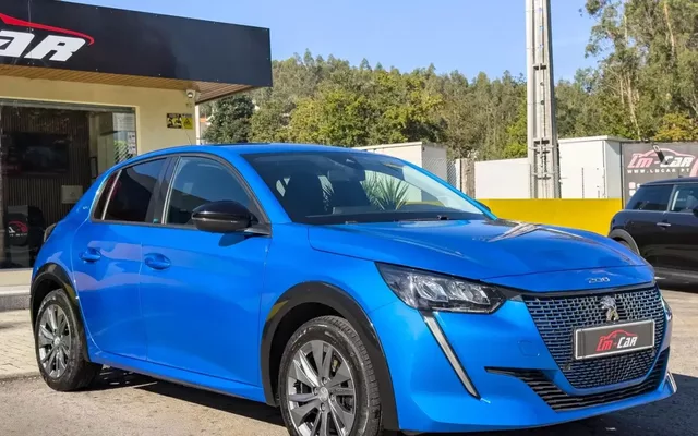 Peugeot e-208 Style