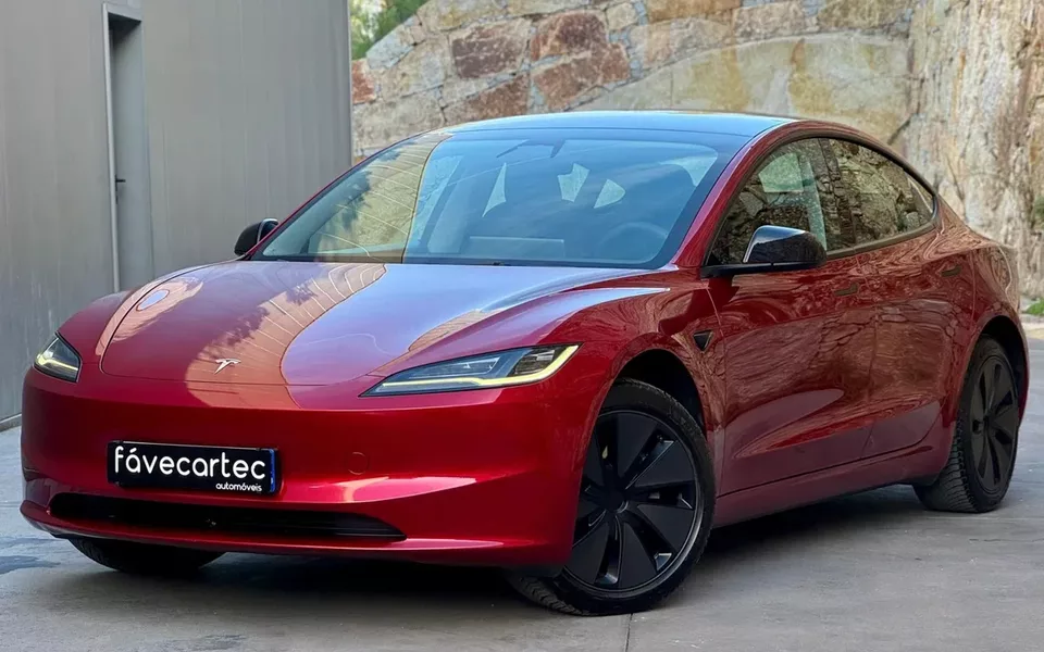 Tesla Model 3 Tração Traseira Premium